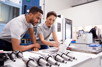 engineer educating the coworker